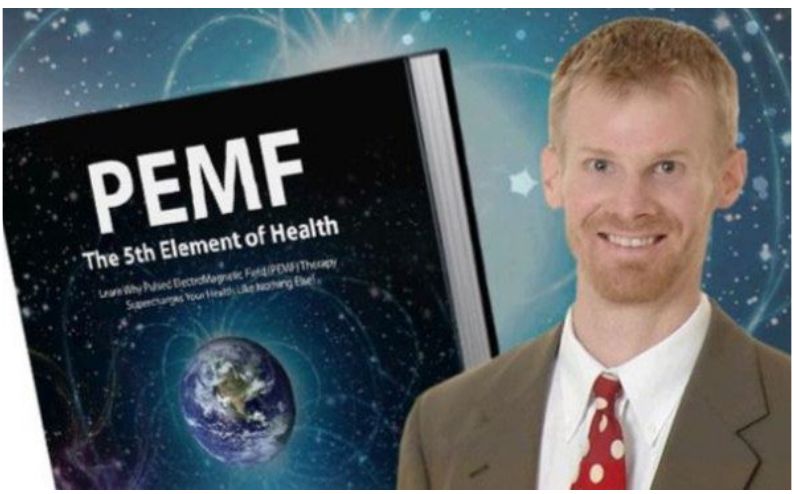 Omslaget till boken PEMF The 5th Element of Health bredvid ett porträtt av författaren
